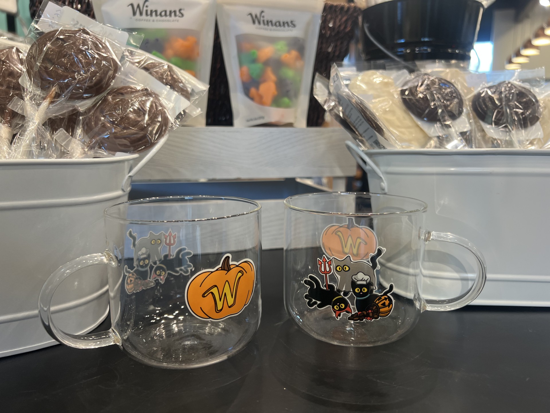 Winans Chocolate & Coffee Grandview location reopens with remodel, new owner